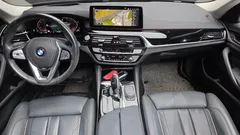 2022 BMW 5-Series 520i Luxury — фото 7