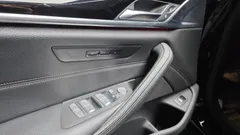 2022 BMW 5-Series 520i Luxury — фото 18