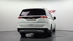2023 Kia Carnival Gasoline 11-Seater Prestige — фото 4