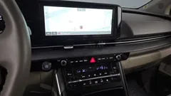 2023 Kia Carnival Gasoline 11-Seater Prestige — фото 17