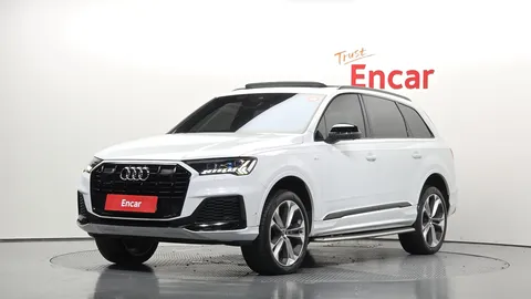 2023 Audi Q7 55 TFSI Quattro Premium