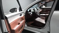 2022 Genesis G90 Gasoline 3.5 Turbo AWD — фото 10