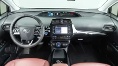 2022 Toyota Prius 1.8, белый — фото 5