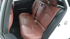 2022 Toyota Prius 1.8, белый — фото 8
