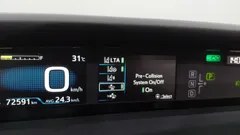 2022 Toyota Prius 1.8, белый — фото 20