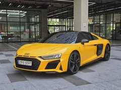 2021 Audi R8 5.2 V10 Performance Coupe, серо-серебристый — фото 12