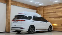 2023 Kia Carnival Gasoline 9-Seater Hi-Limousine — фото 2
