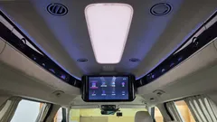 2023 Kia Carnival Gasoline 9-Seater Hi-Limousine — фото 9