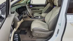 2023 Kia Carnival Gasoline 9-Seater Hi-Limousine — фото 17