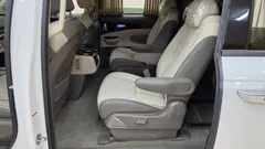 2023 Kia Carnival Gasoline 9-Seater Hi-Limousine — фото 18
