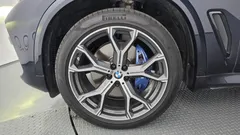 2022 BMW X5 xDrive 40i M Sport, чёрный — фото 5