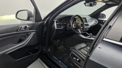 2022 BMW X5 xDrive 40i M Sport, чёрный — фото 10