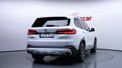 2023 BMW X5 xDrive 30d xLine, белый — фото 4