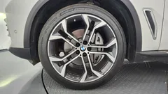 2023 BMW X5 xDrive 30d xLine, белый — фото 5