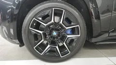 2023 BMW XM 4.4, чёрный — фото 5