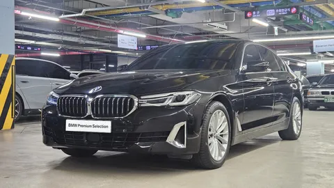 2023 BMW 5-Series 523d Luxury