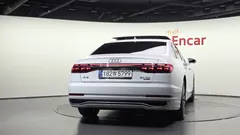 2023 Audi A8 50 TDI Quattro Premium — фото 4