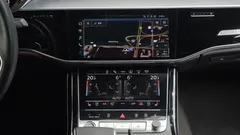 2023 Audi A8 50 TDI Quattro Premium — фото 14