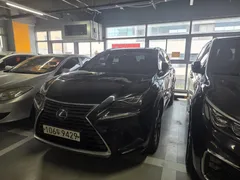2021 Lexus NX Executive, чёрный — фото 1