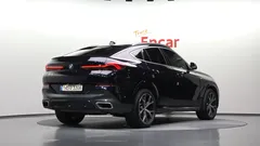 2021 BMW X6 xDrive40i M Sport, чёрный — фото 2