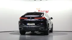 2021 BMW X6 xDrive40i M Sport, чёрный — фото 4