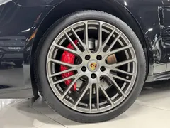 2023 Porsche Panamera 4.0 GTS, чёрный — фото 18