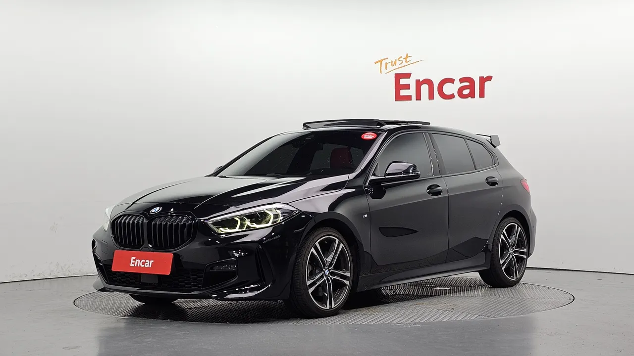 2022 BMW 1-Series 120i M Sports