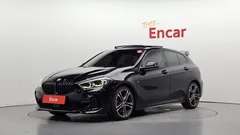 2022 BMW 1-Series 120i M Sports — фото 1