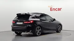 2022 BMW 1-Series 120i M Sports — фото 2