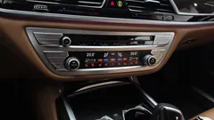 2022 BMW 7-Series 730d xDrive Design Pure Excellence — фото 19
