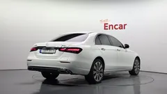 2023 Mercedes-Benz E-Class E300e 4MATIC Exclusive — фото 2
