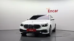 2023 Mercedes-Benz E-Class E300e 4MATIC Exclusive — фото 3