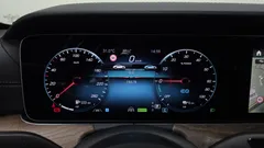 2023 Mercedes-Benz E-Class E300e 4MATIC Exclusive — фото 8