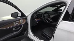 2023 Mercedes-Benz E-Class E300e 4MATIC Exclusive — фото 10