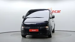 2023 Hyundai Staria Cargo 5-Seater — фото 3