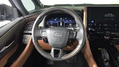 2024 Toyota Alphard 2.5 HEV Executive AWD, чёрный — фото 17
