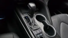 2022 Toyota Camry 2.5 XLE Hybrid, серый — фото 9