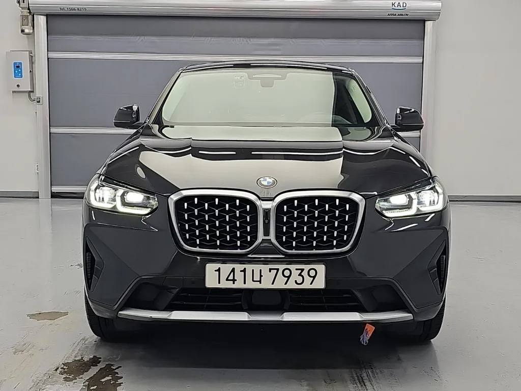 2023 BMW X4 xDrive20i xLine
