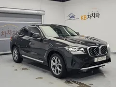 2023 BMW X4 xDrive20i xLine, серый — фото 4