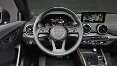 2023 Audi Q2 35 TDI Premium, серый — фото 12