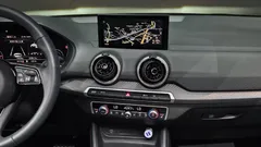 2023 Audi Q2 35 TDI Premium, серый — фото 13