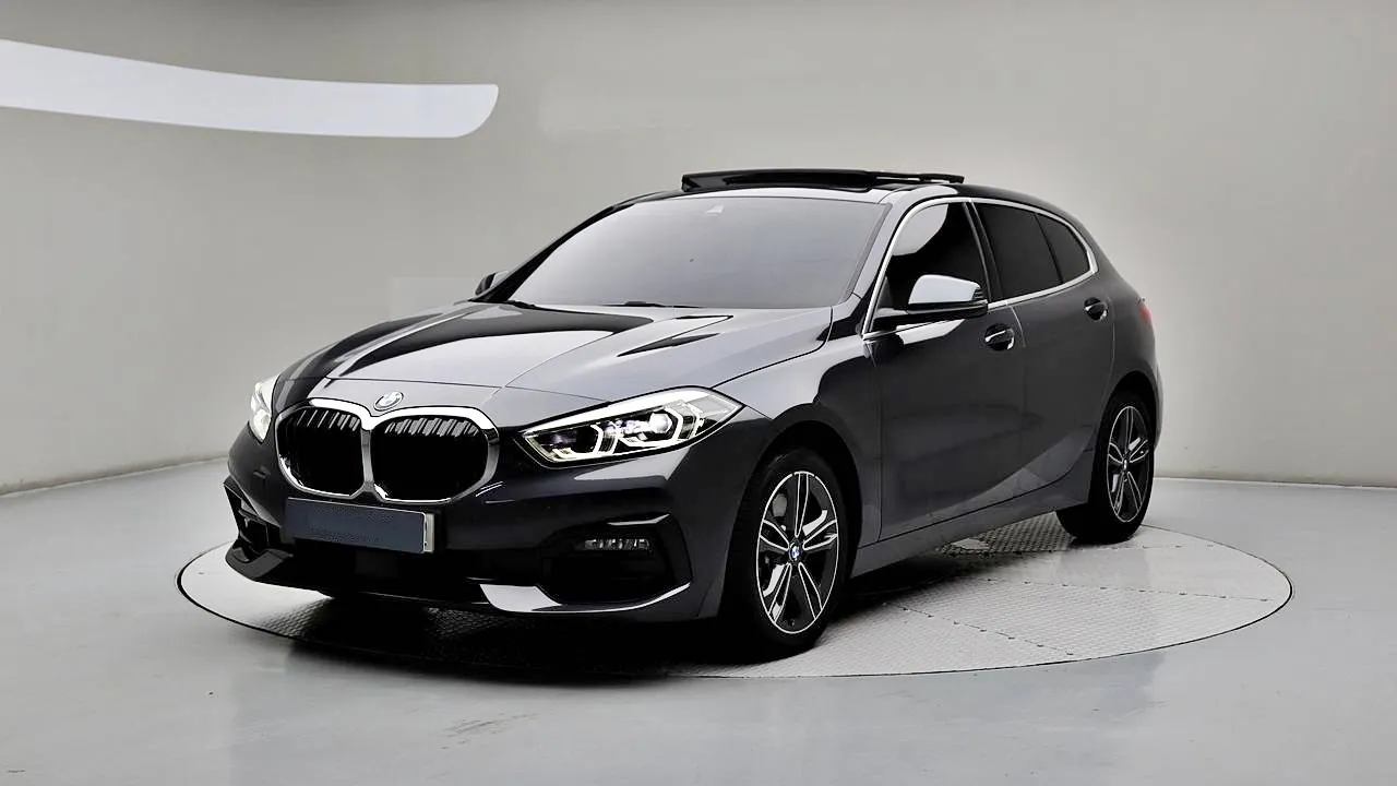 2022 BMW 1-Series 120i Sports