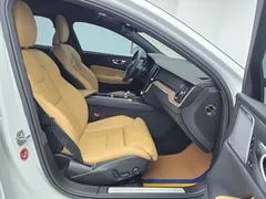2022 Volvo S60 B5 Inscription, белый — фото 16