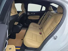 2022 Volvo S60 B5 Inscription, белый — фото 17