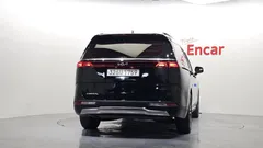 2023 Kia Carnival Diesel 7-Seater Noblesse — фото 4