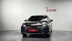 2021 Toyota Camry 2.5 XLE Hybrid, коричневый — фото 3