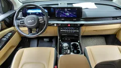 2023 Kia Carnival Diesel 9-Seater Noblesse — фото 7