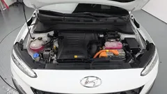 2023 Hyundai Kona Inspiration, белый — фото 6