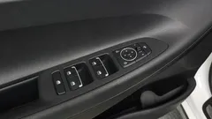 2023 Hyundai Grandeur 3.0 LPi Rent Car — фото 16
