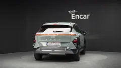 2023 Hyundai Kona Inspiration, зелёный — фото 4